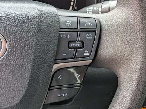 Used 2025 Toyota Camry LE w/ Convenience Package FWD image 23