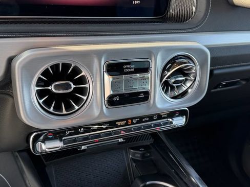 Used 2025 Mercedes-Benz G 63 AMG 4MATIC image 21