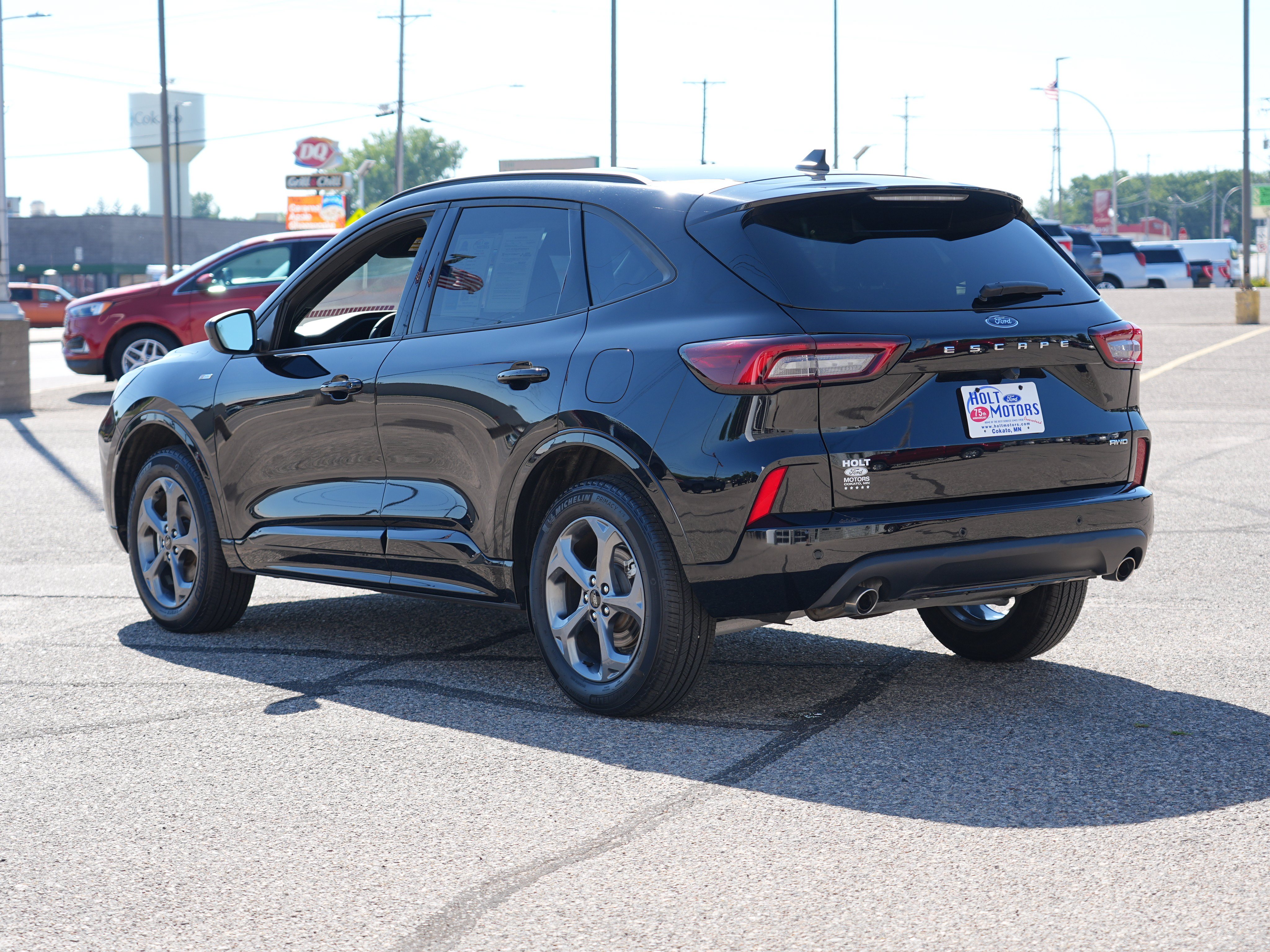Used 2024 Ford Escape ST-Line w/ Tech Pack #1 AWD/4WD image 6