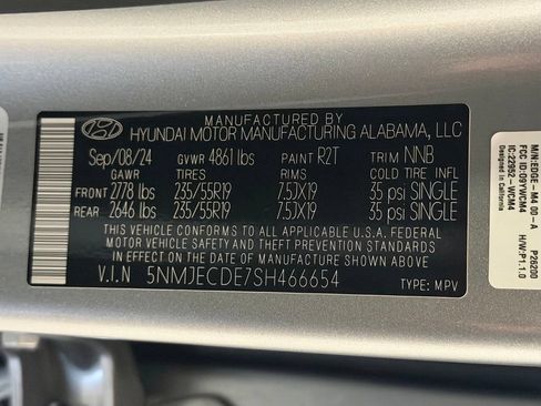 Certified 2025 Hyundai Tucson Limited AWD/4WD image 30