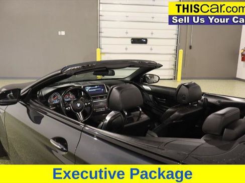 Used 2015 BMW M6 Convertible RWD image 15