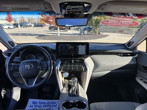 Certified 2022 Toyota Venza Limited w/ Advanced Technology Package image 21