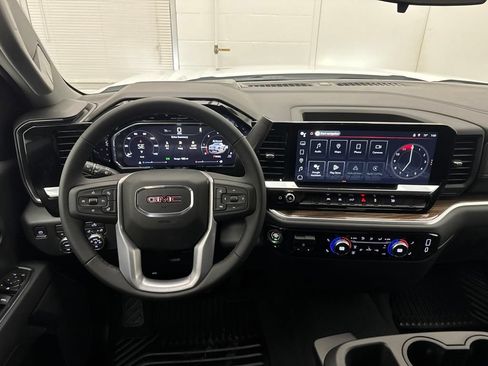 New 2026 GMC Sierra 1500 Elevation AWD/4WD image 11