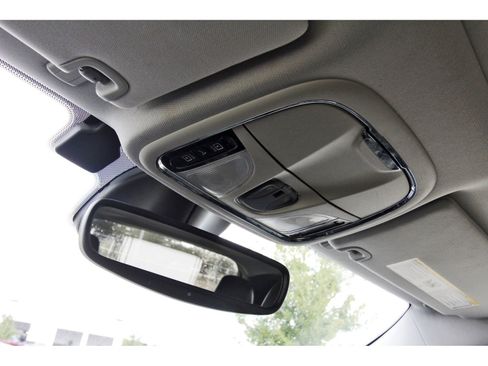 Used 2022 Jeep Cherokee Latitude Lux w/ Sun & Sound Group image 25