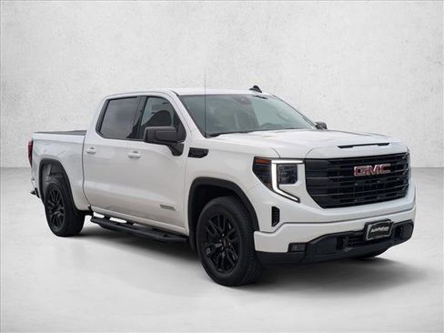 Used 2023 GMC Sierra 1500 Elevation image 3