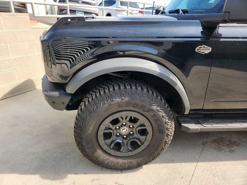 Used 2023 Ford Bronco Wildtrak AWD/4WD image 4