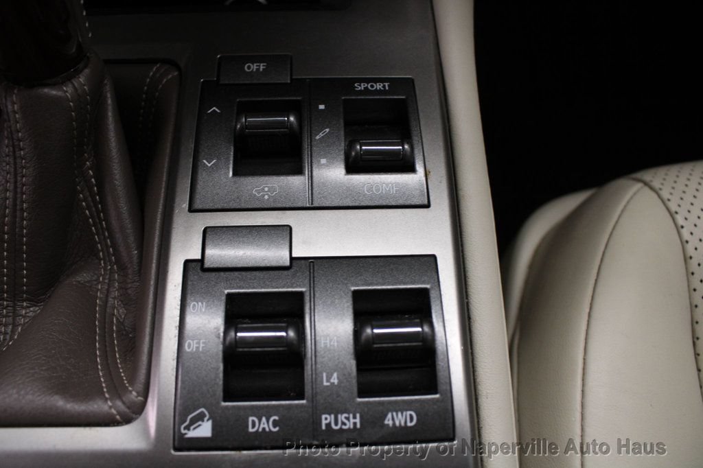 Used 2015 Lexus GX 460 Luxury w/ Preferred Accessory Package AWD/4WD image 22