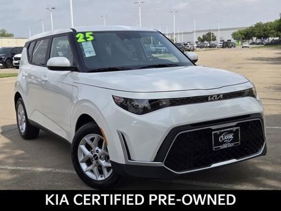 Certified 2025 Kia Soul LX