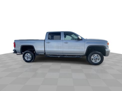 Certified 2018 GMC Sierra 2500 SLE w/ Snow Plow Prep Package image 9