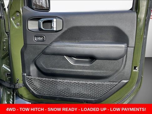 Used 2023 Jeep Wrangler Unlimited Sahara w/ Cold Weather Group image 25