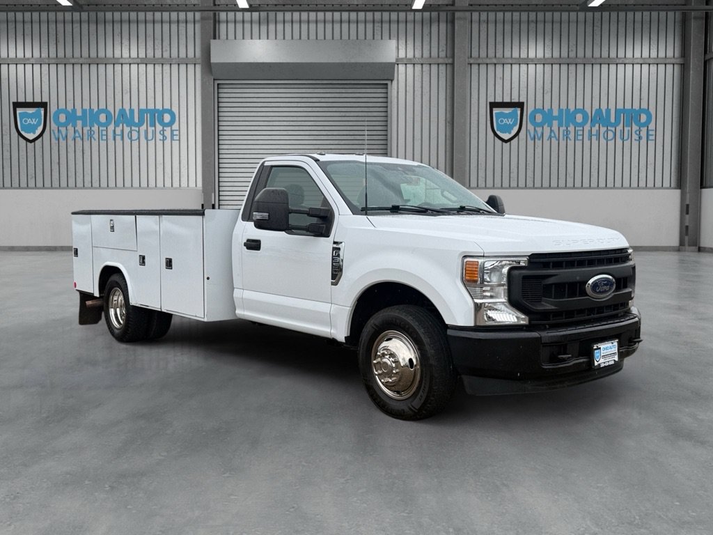 Used 2022 Ford F350 XL w/ Power Equipment Group RWD image 3
