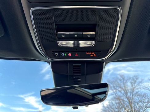 New 2026 Buick Enclave Avenir w/ Super Cruise Package FWD image 24