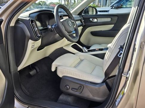 Certified 2023 Volvo XC40 B5 Plus w/ Driver Assist Package image 14