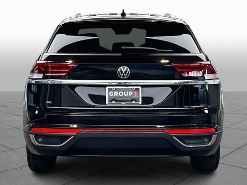 Used 2023 Volkswagen Atlas Cross Sport SE image 9