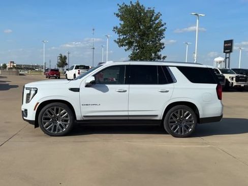 New 2026 GMC Yukon Denali Ultimate AWD/4WD image 5