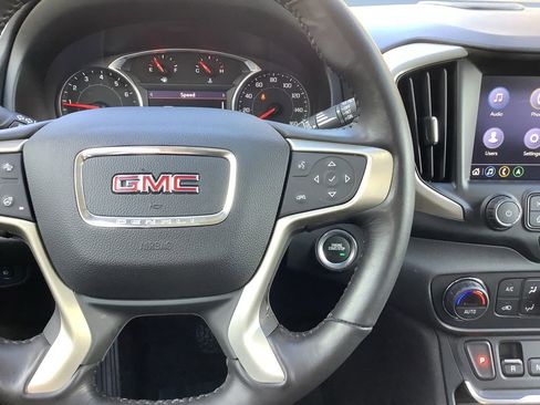 Used 2019 GMC Terrain Denali w/ Advanced Safety Package image 20