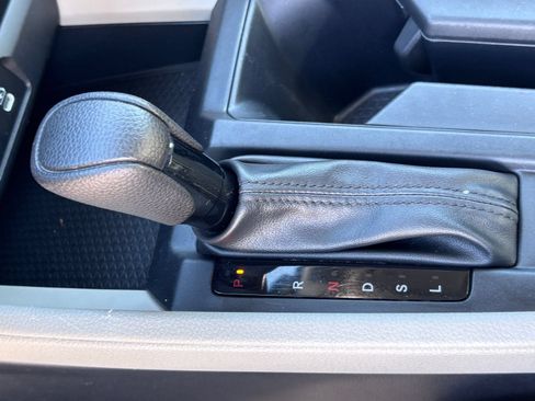 Certified 2023 Honda Accord EX image 31