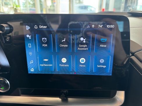 Used 2024 Chevrolet Corvette Stingray Coupe w/ Z51 Performance Package image 22