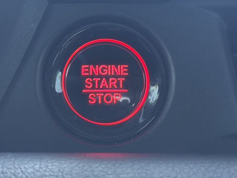 Certified 2025 Honda Pilot Elite image 15