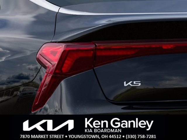 New 2027 Kia K5 LXS FWD image 11