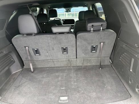 Used 2025 Chevrolet Traverse LT FWD image 10