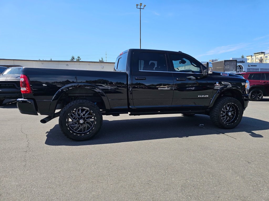Used 2024 RAM 2500 Limited AWD/4WD image 9