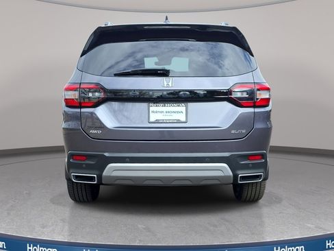 Used 2024 Honda Pilot Elite image 6