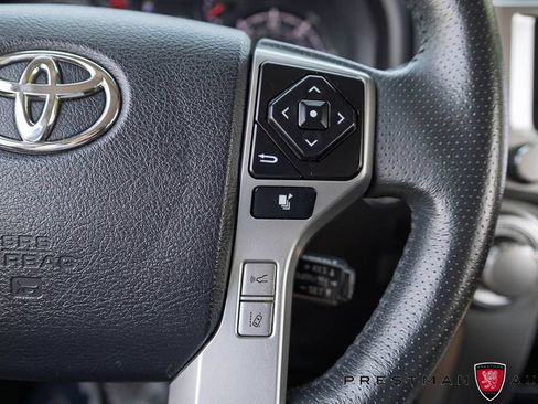 Used 2022 Toyota 4Runner SR5 Premium w/ Moonroof Package AWD/4WD image 29