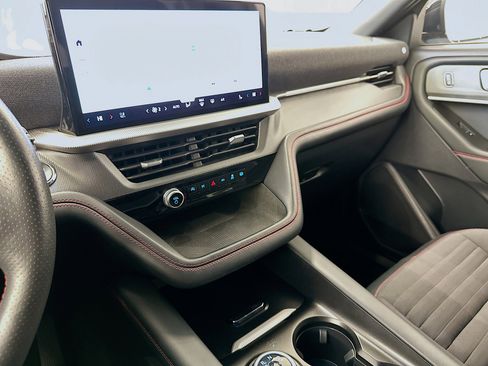 Used 2025 Ford Explorer ST-Line image 26