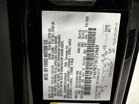 Used 2016 Ford Mustang GT Premium image 17