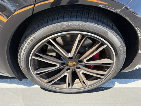 Used 2018 Porsche Panamera Turbo Sport Turismo AWD/4WD image 7