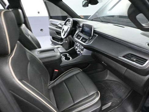 Used 2021 GMC Yukon SLT w/ SLT Luxury Plus Package image 57