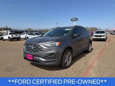 Certified 2021 Ford Edge SE image 3