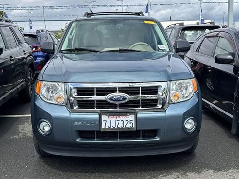 Used 2012 Ford Escape XLT FWD image 3
