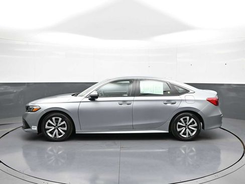 Used 2024 Honda Civic LX image 9