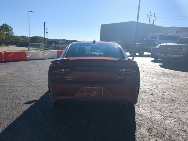 Used 2023 Dodge Charger R/T w/ Plus Group RWD image 5