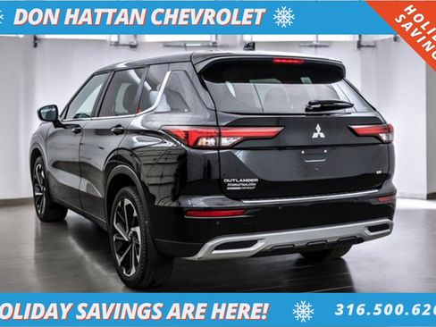 Used 2023 Mitsubishi Outlander SE image 33