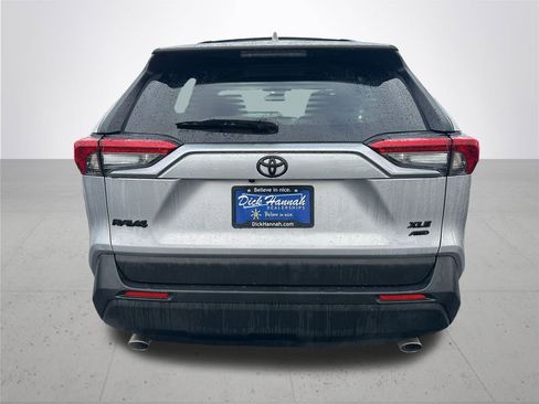 Used 2025 Toyota RAV4 XLE image 8