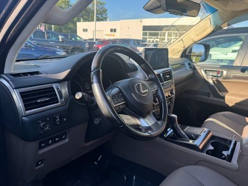 Used 2023 Lexus GX 460 Premium w/ Premium Package AWD/4WD image 22