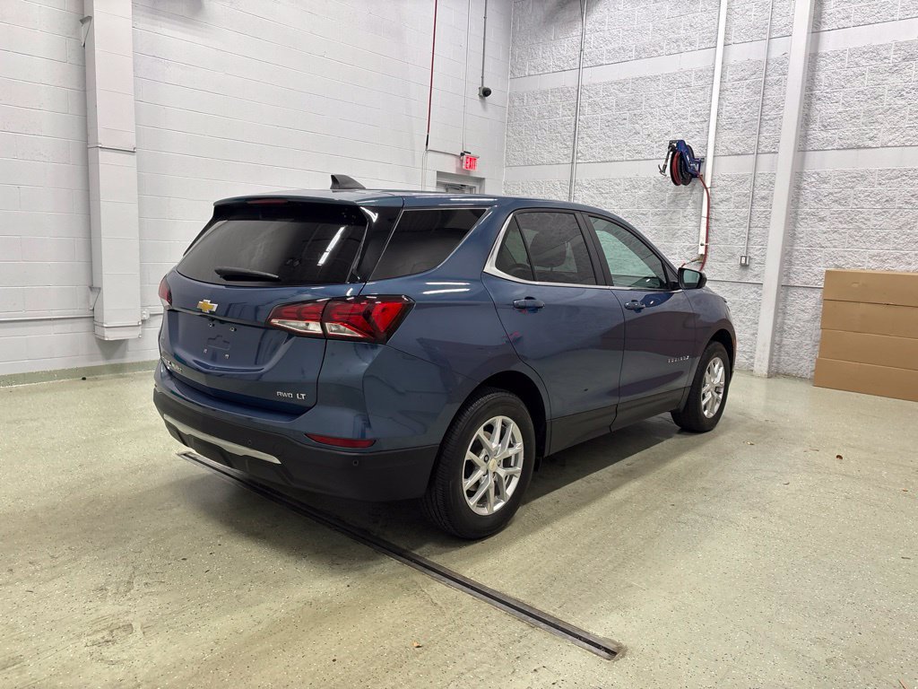 Used 2024 Chevrolet Equinox LT AWD/4WD image 4