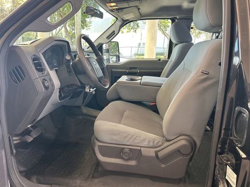 Used 2015 Ford F350 XL image 5