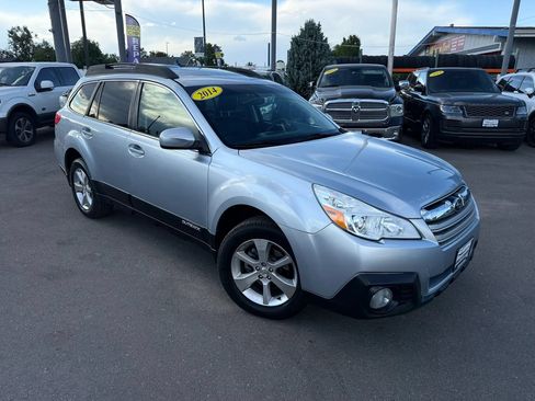 Used 2014 Subaru Outback 2.5i Limited AWD/4WD image 3