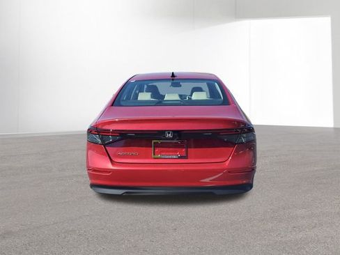 New 2025 Honda Accord SE image 15