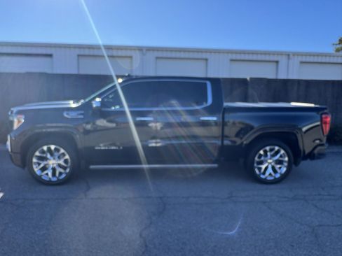 Certified 2020 GMC Sierra 1500 Denali w/ Denali Ultimate Package image 2