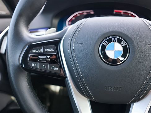 Used 2023 BMW 530i w/ Executive Package image 12