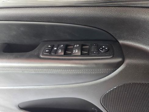 Used 2020 Jeep Grand Cherokee Altitude RWD image 20