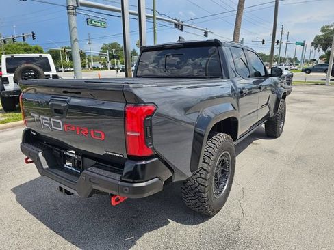 Used 2025 Toyota Tacoma TRD Pro AWD/4WD image 5