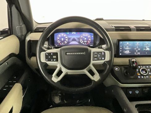 Used 2020 Land Rover Defender 110 S image 11