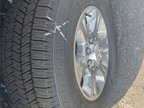 New 2025 RAM 2500 Big Horn image 10