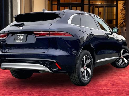 Used 2022 Jaguar F-PACE S image 12